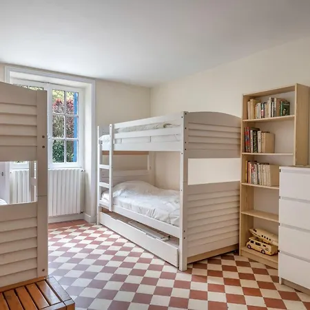 בית נופש Plage A Pied, Maison 12 Pers Avec Jardin *